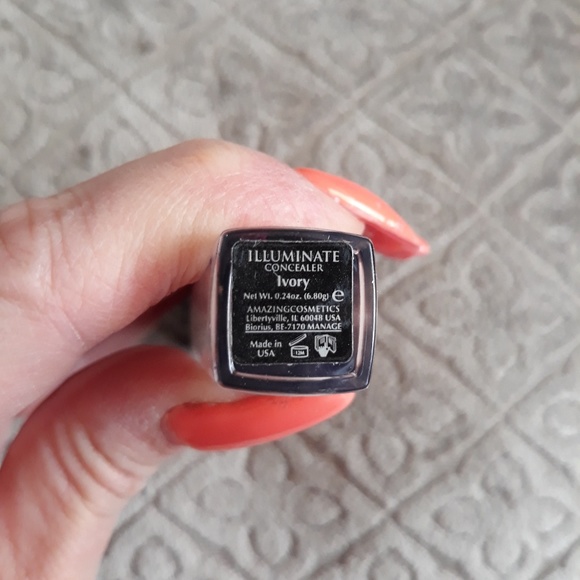 Amazing concealer illuminate - Picture 2 of 2